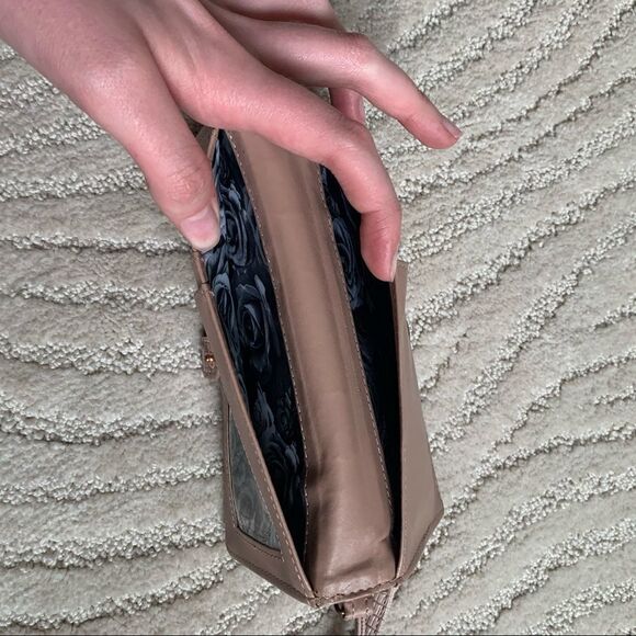 Adrienne Vittadini Blush Pink Wallet - Picture 7 of 7